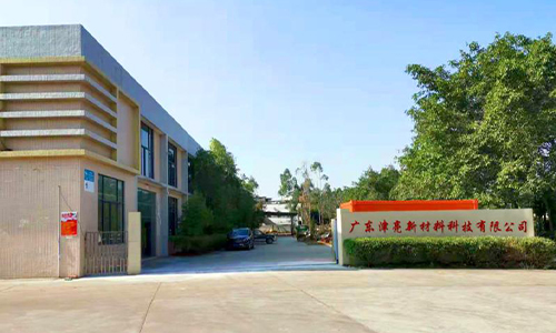 点击播放 点击播放